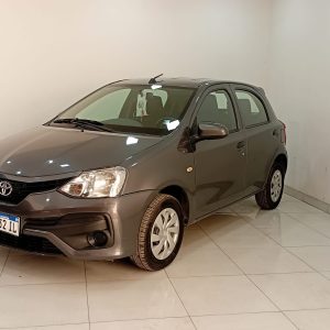 TOYOTA ETIOS 5P 1,5 X 6MT